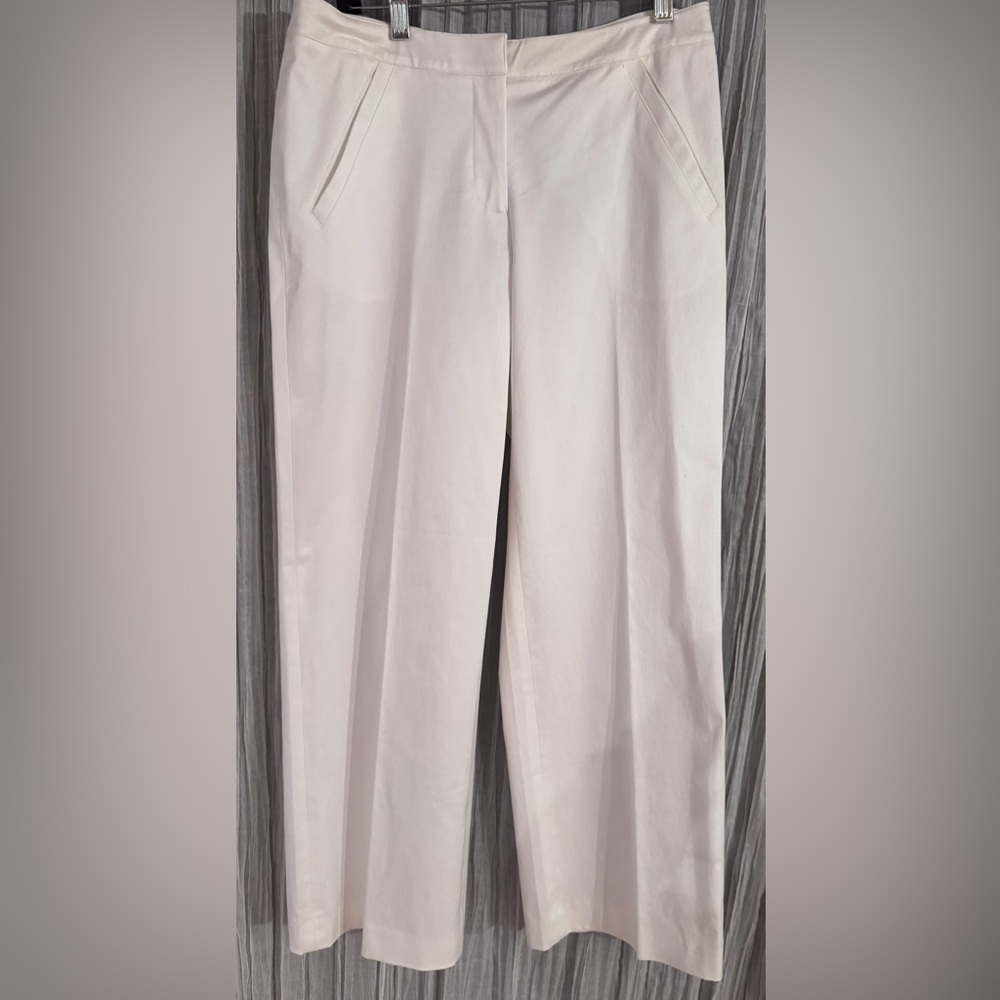 Talbots collections white dress pants. Women’s size 6 petite.